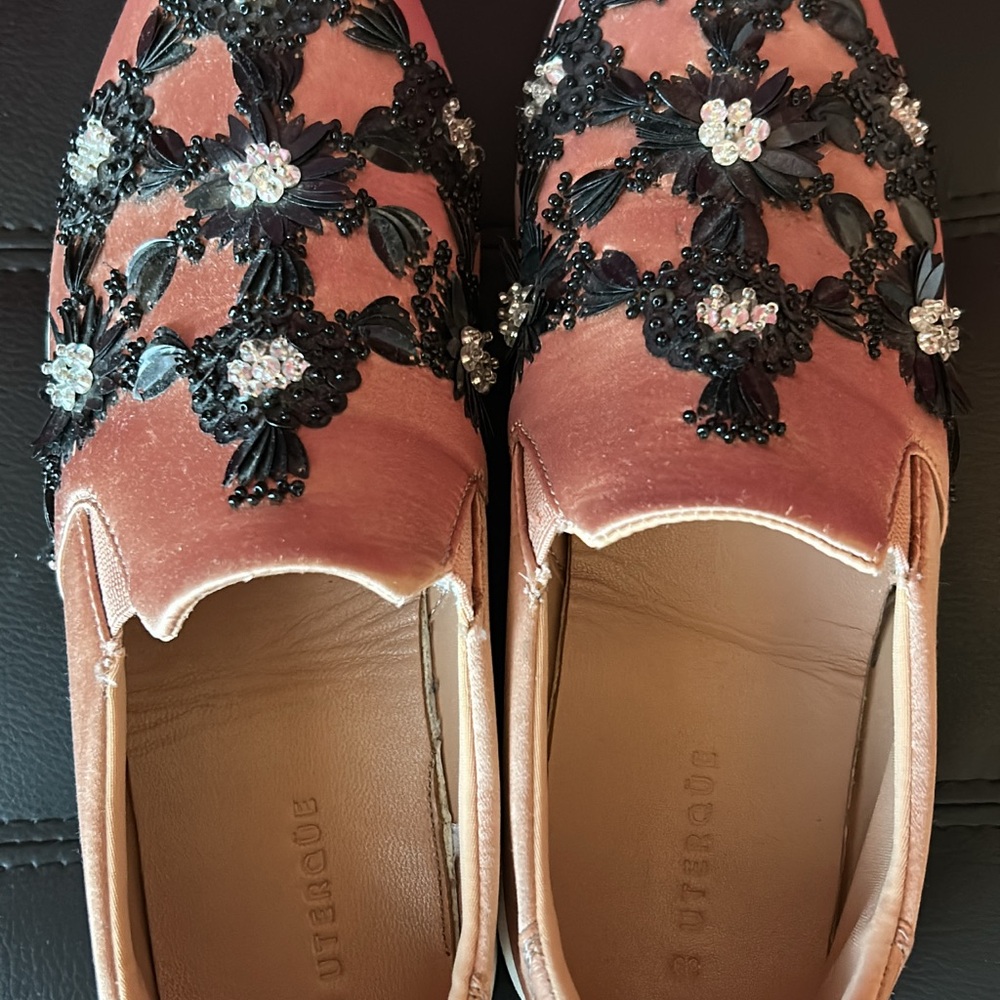 Uterque Velvet Pink Flats with Black Embellishments